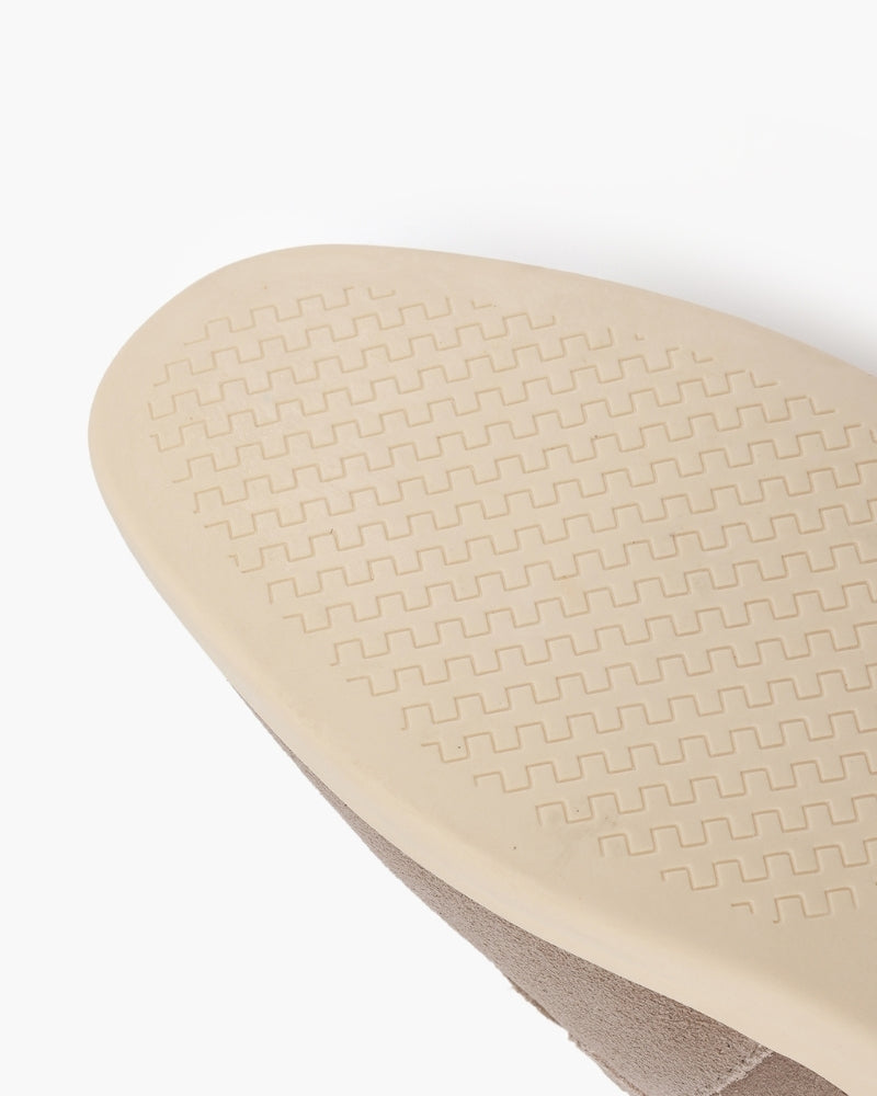 Sapatos Premium em Camurça com Atacadores